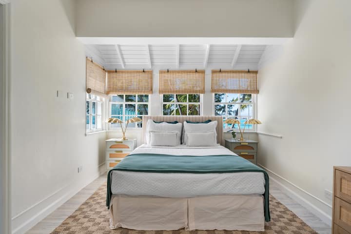 Upstairs King bedroom