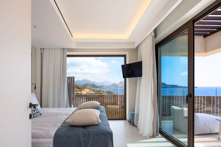 Gamma home section bedroom with double bed 1.6x 2 There is a first floor of the villa  with the entrance to the terrace of the gamma house (small pool level)