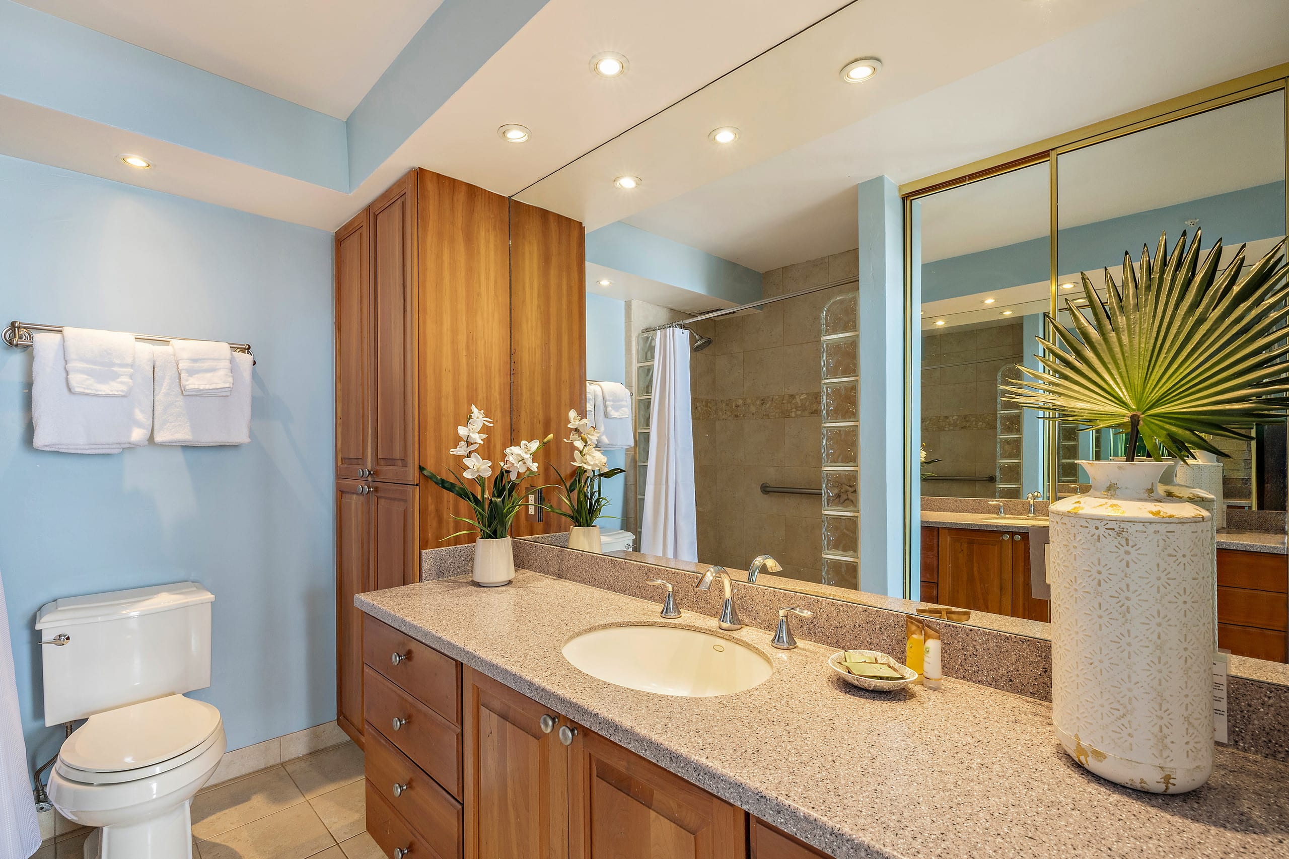 Tropical Oceanfront Escape *Pure Elegance* - Image 17