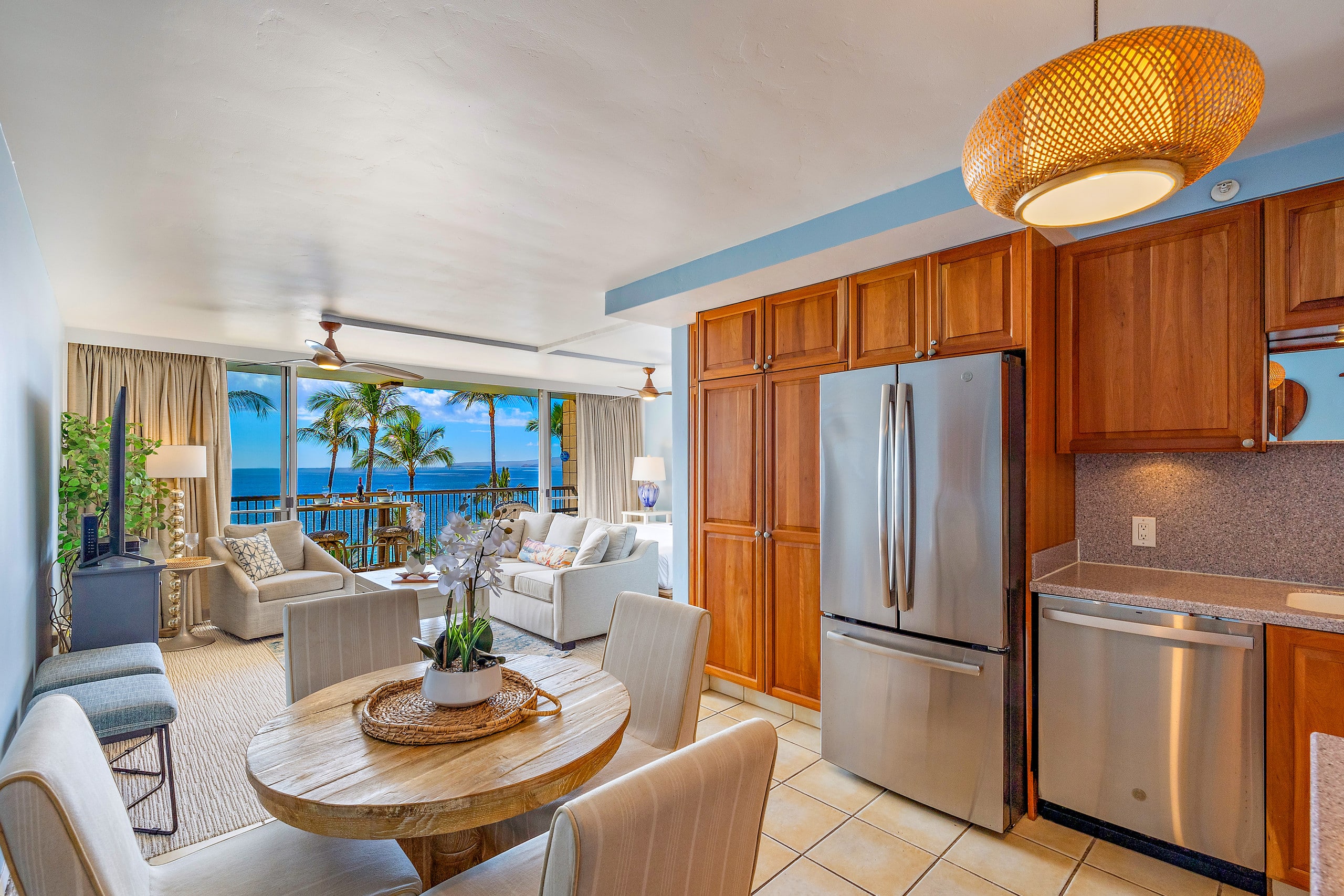 Tropical Oceanfront Escape *Pure Elegance* - Image 5