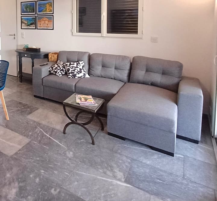 Charmant Logis  T3 ,  Jardin , Terrasse Et Parking - Carnoux-en-Provence