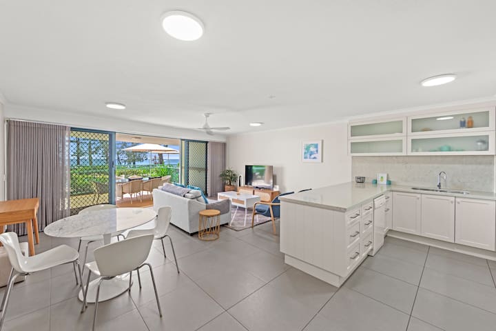 2 Bedroom Pool & Garden Level