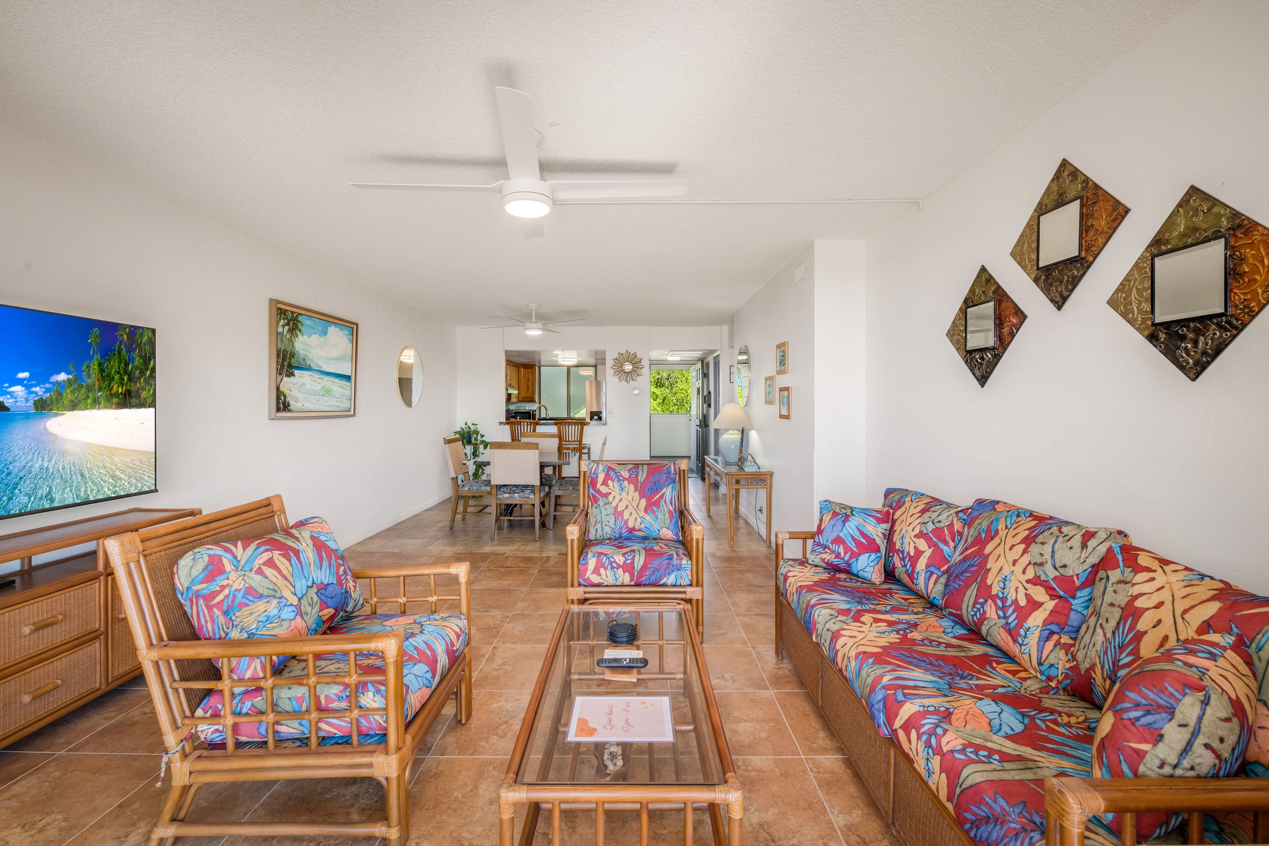 Condo in Kailua-Kona · ★4.9 · 2 bedrooms · 4 beds · 2 baths - Image 3