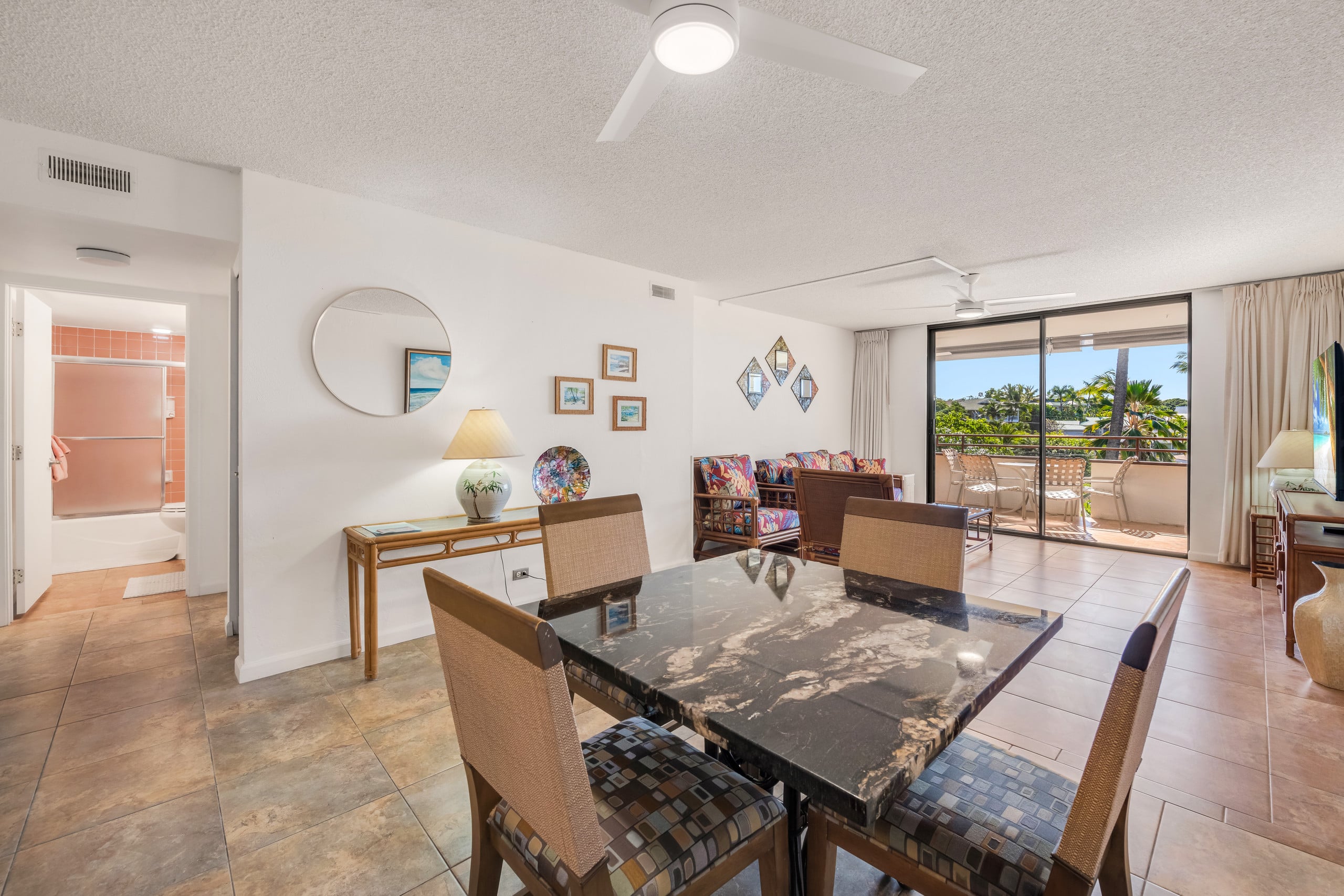Condo in Kailua-Kona · ★4.9 · 2 bedrooms · 4 beds · 2 baths - Image 17