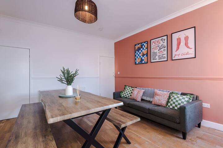 Big House With 8 Beds For Business With Purestay - Barnsley