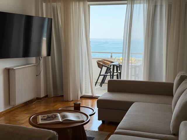 Zeusbnb Penthouse Sea View gallery image 2