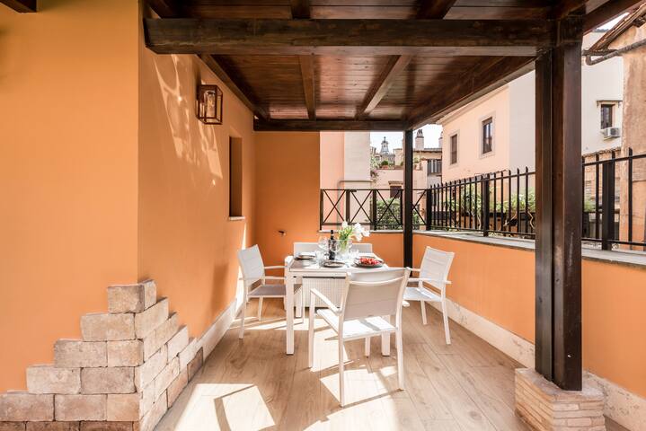 The Best Rent-House with garden near the Colosseum gallery image 4