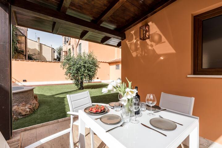 The Best Rent-House with garden near the Colosseum gallery image 5