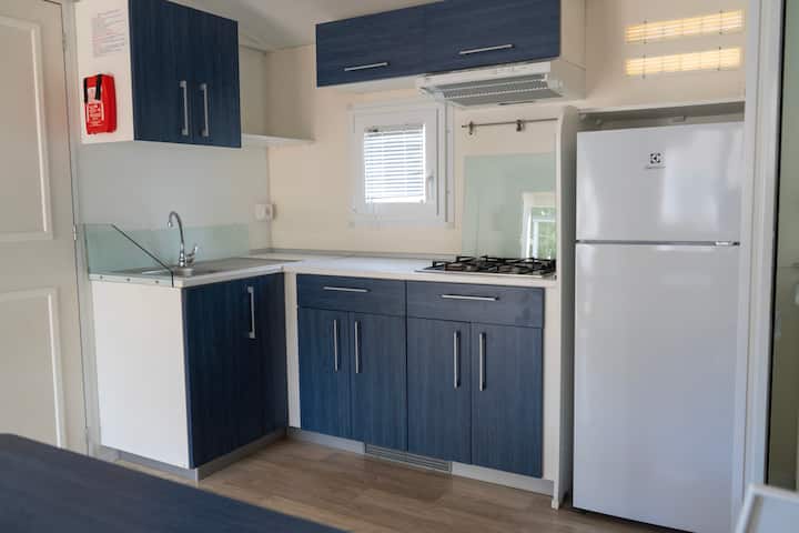 Magnolia 6 Pax (4 Adults + 2 Children) - Italy