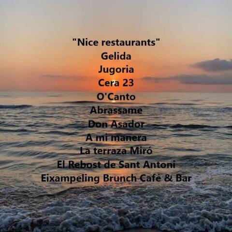 Great 4 Bedroom GroupFlat close Plaza España 10ppl gallery image 4