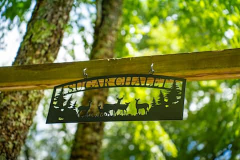 Walk to Sugar Mountain Resort | Cabin | Hot Tub