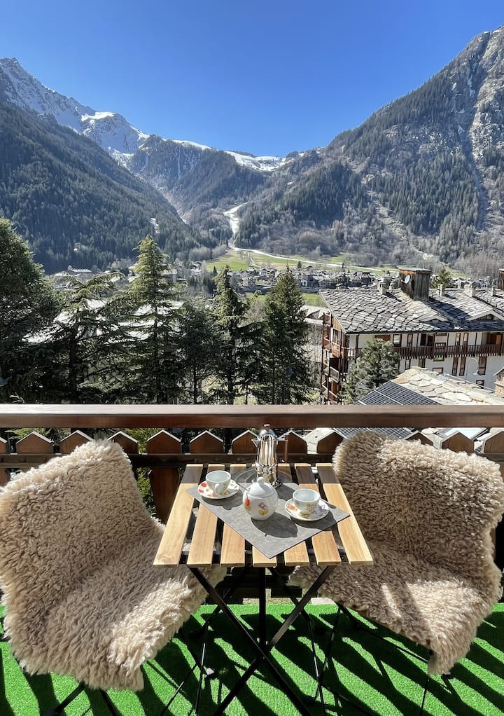 Beautiful View House in Courmayeur