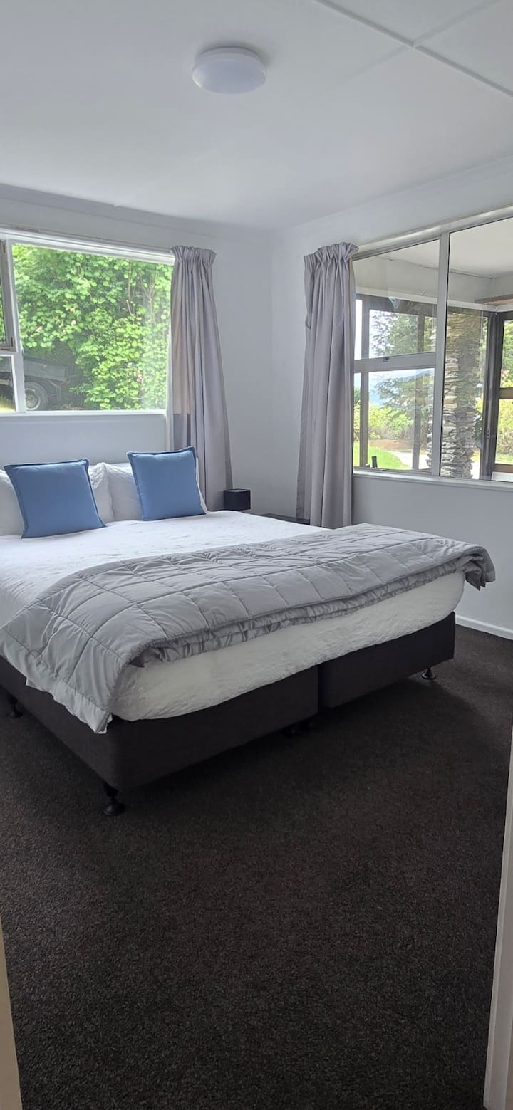 Manželská posteľ alebo samostatné postele