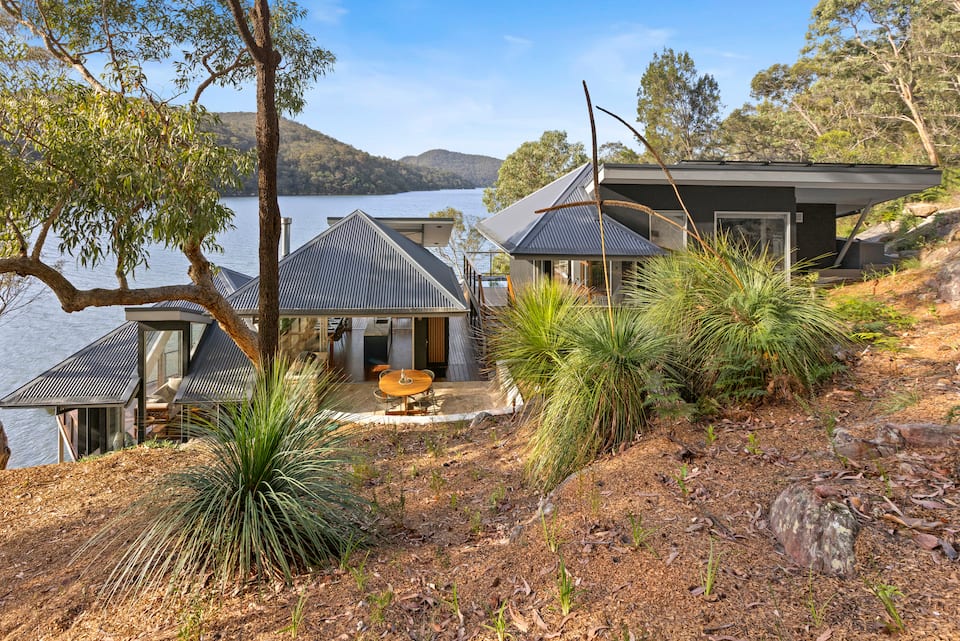 A water-access-only house on the Hawkesbury, Berowra Waters, New South Wales, Australia, photo 3 of 10