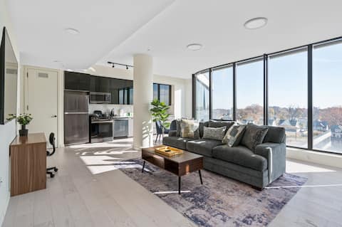 Amazing 2bed 2 ba | King Bed | Free Parking