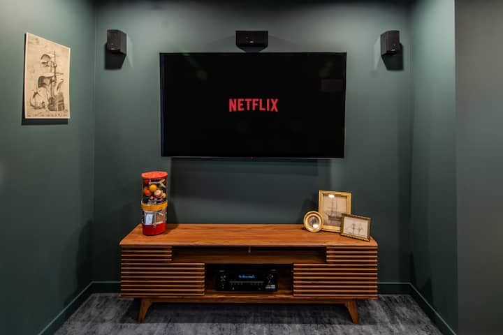 Smart TV and Blue-ray player ready to sign in to your streaming services.
