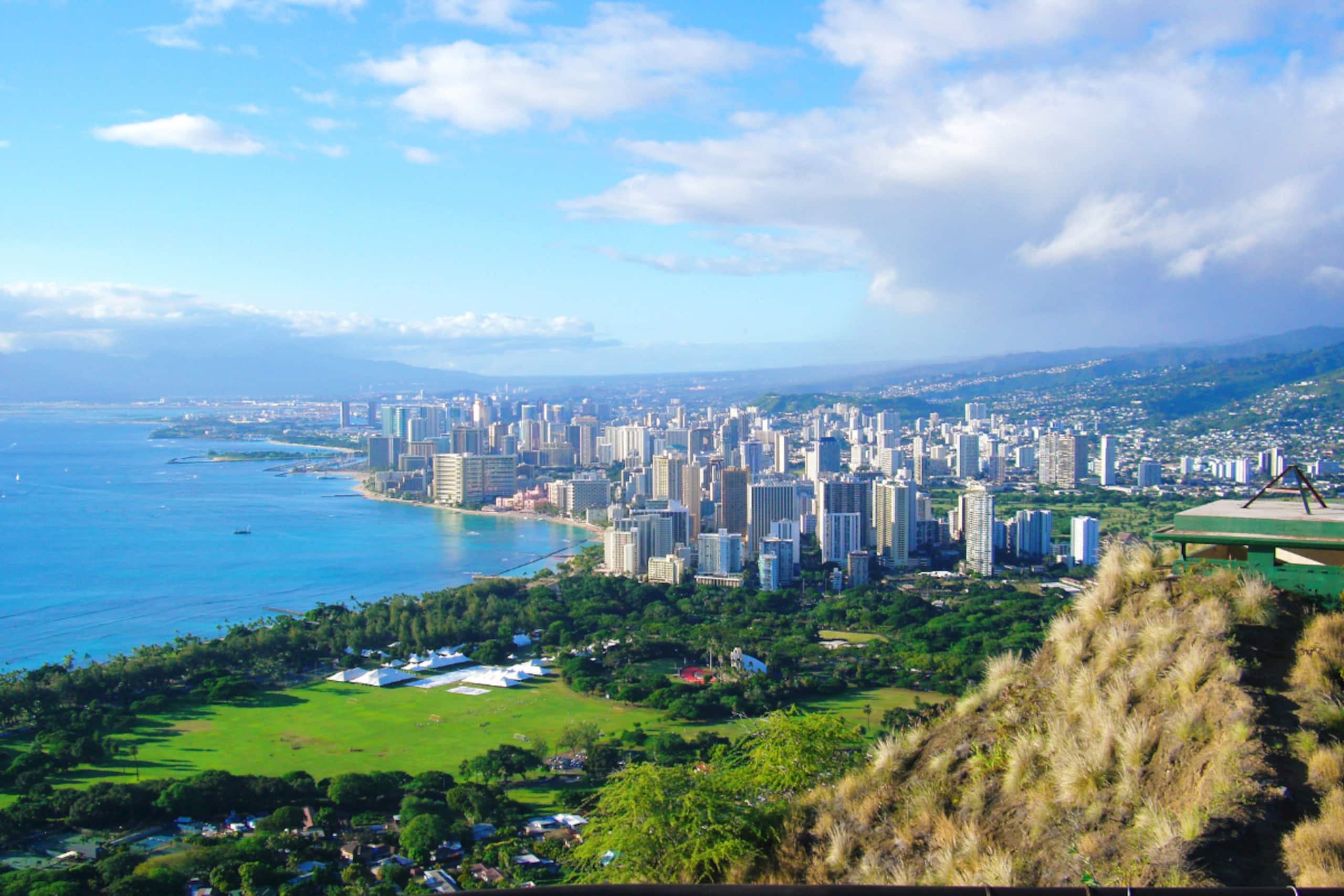 Condo in Honolulu · ★4.93 · Studio · 1 bed · 1 private bath - Image 73