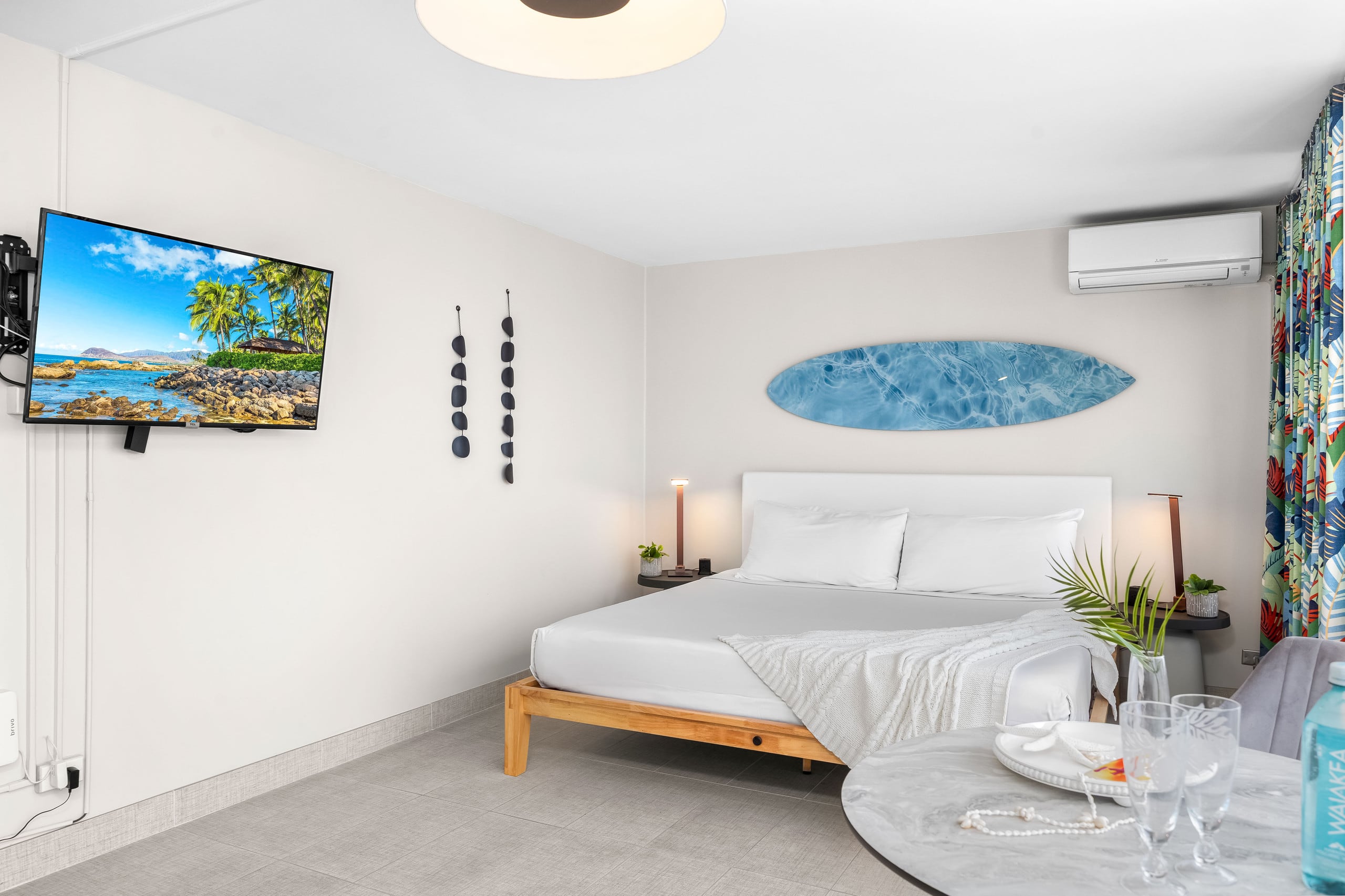 Condo in Honolulu · ★4.93 · Studio · 1 bed · 1 private bath - Image 63