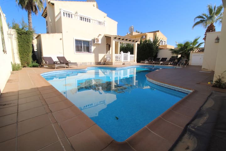 Costa Property Rentals managed Airbnb listing 2