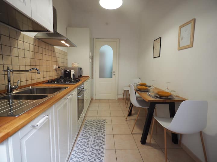 Bilocale Moderno Centro Mantova - Mantua