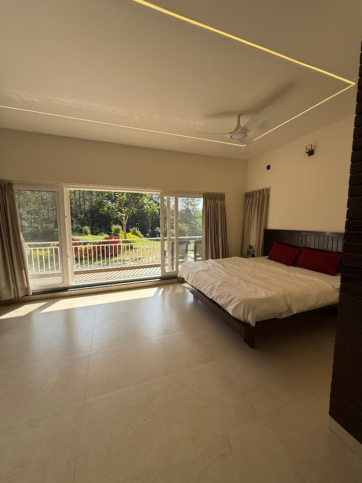 საძინებელი 4