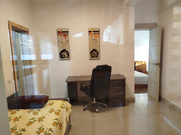 Dhomë gjumi 2