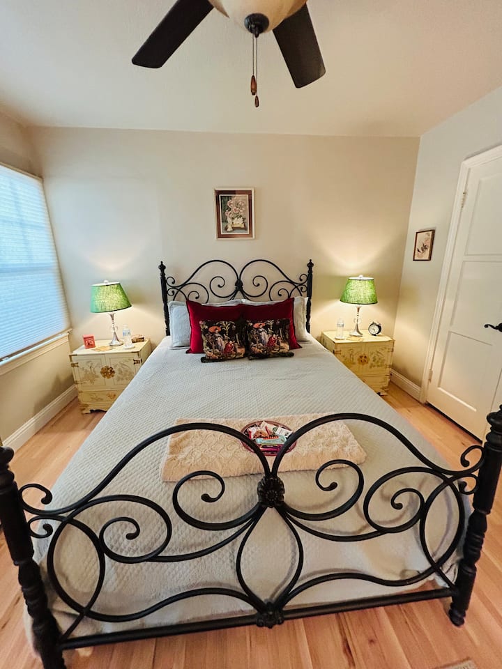 غرفة النوم 1