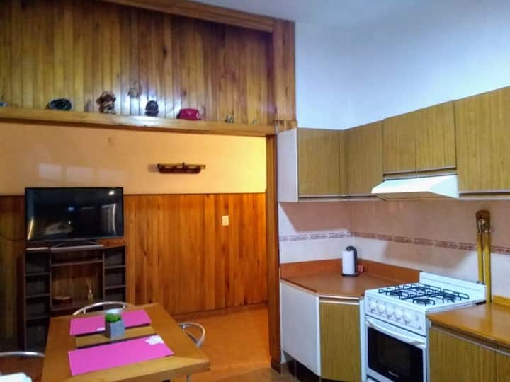 En Villa Carlos Paz, Lago, Jacuzzi Y Piscina - Villa Carlos Paz