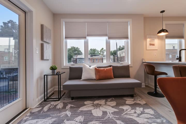 Modern & Elegant | 1br/1ba Apt | One Month + - Washington, D.C.
