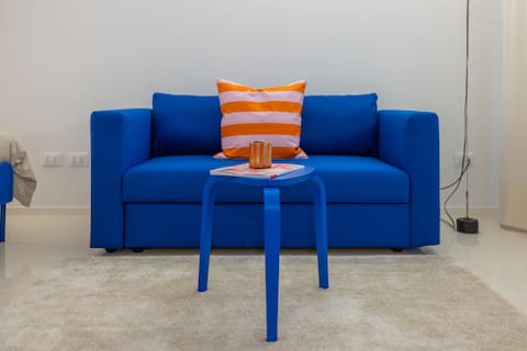 Top Airbnb: Design Loft | A/C | Parking | City Centre in Friuli Venezia Giulia