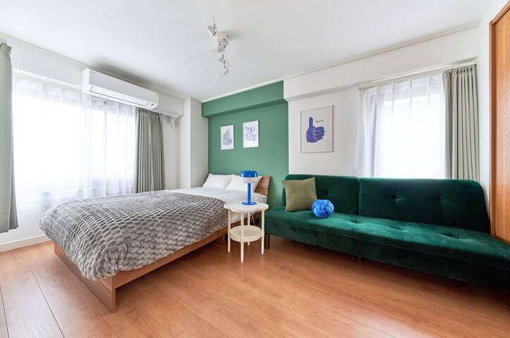 新宿1駅4分｜新宿・渋谷直通バス停3分｜4寝室｜コンビニ2分｜笹塚徒歩10分｜定員13名｜SSZ gallery image 3