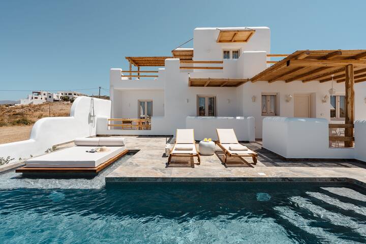 Naxos Aristocratic Villa