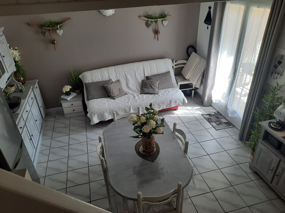 მისაღები ოთახი