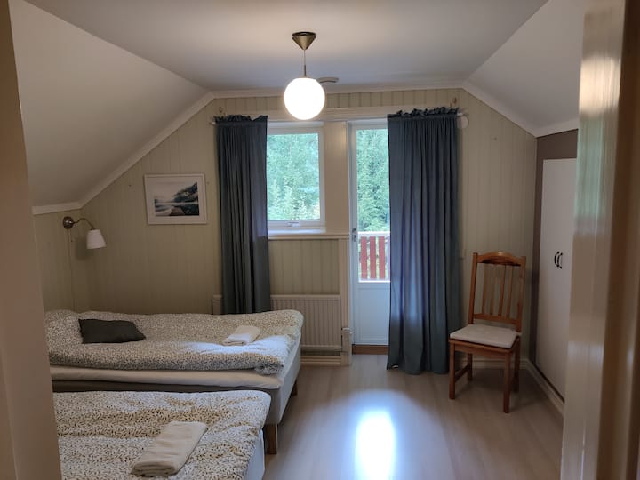 საძინებელი 1