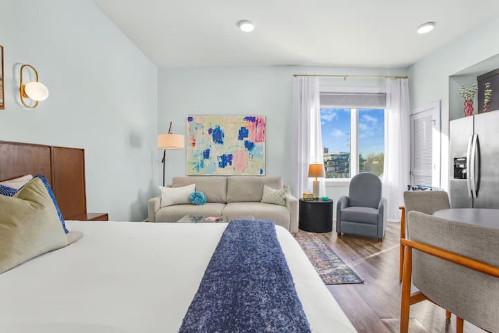 Lux Studio | 7 Mins To Broadway | Reserved Parking - Nashville, TN