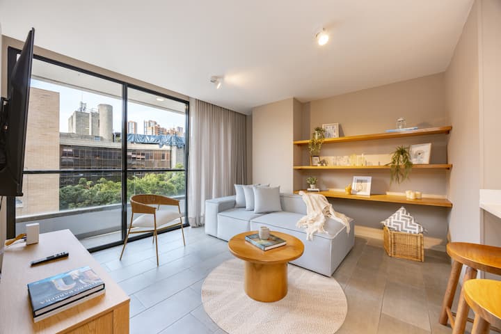 [C] Poblado Manila|ac 2 Br|walkable|gym|sauna - Medellín