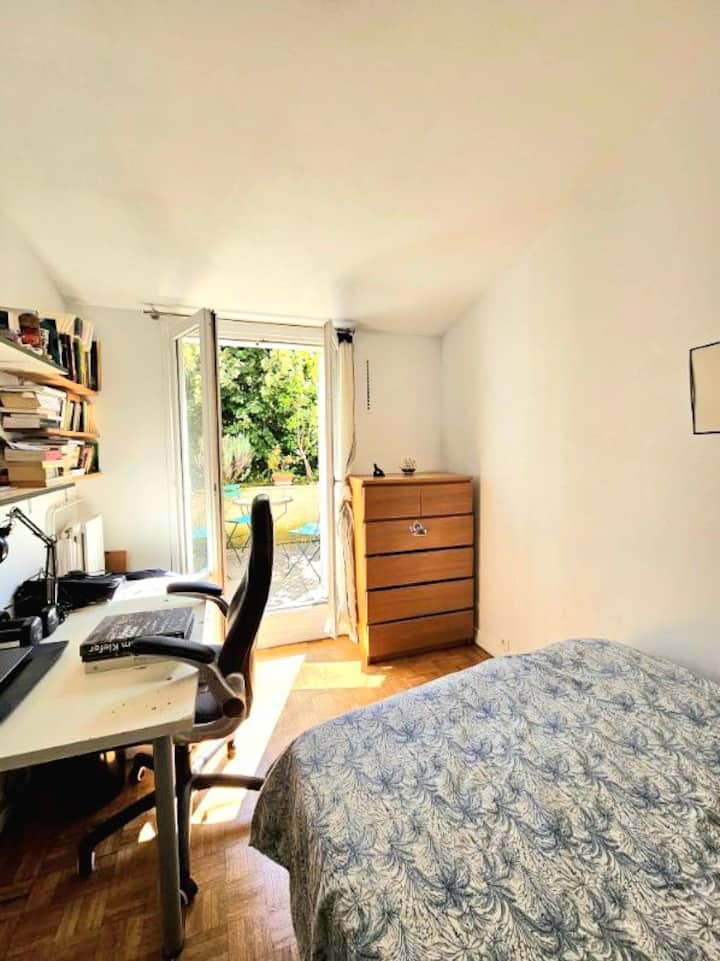 საძინებელი 1