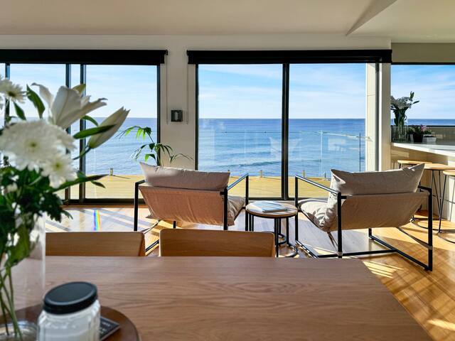 Ava | Luxe Oceanfront Beach House gallery image 4
