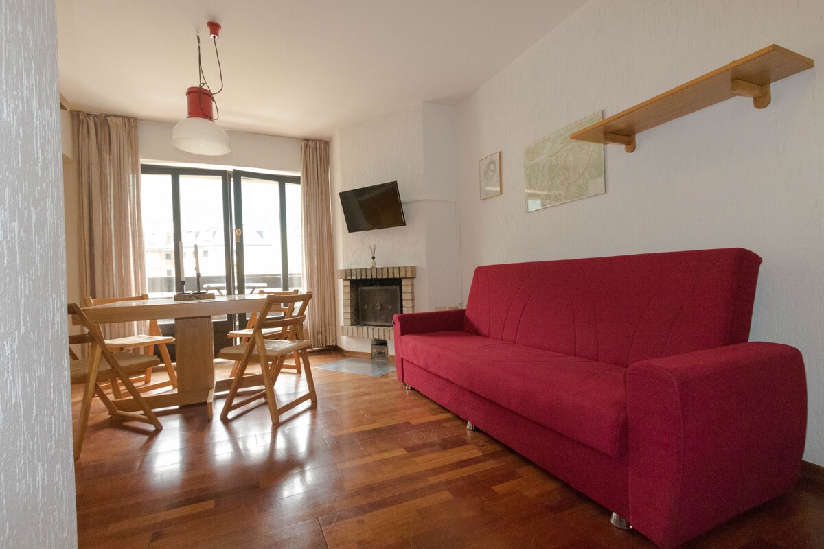 Airbnb con migliori performance: *Beautiful balcony overlooking the mountains* a Aprica