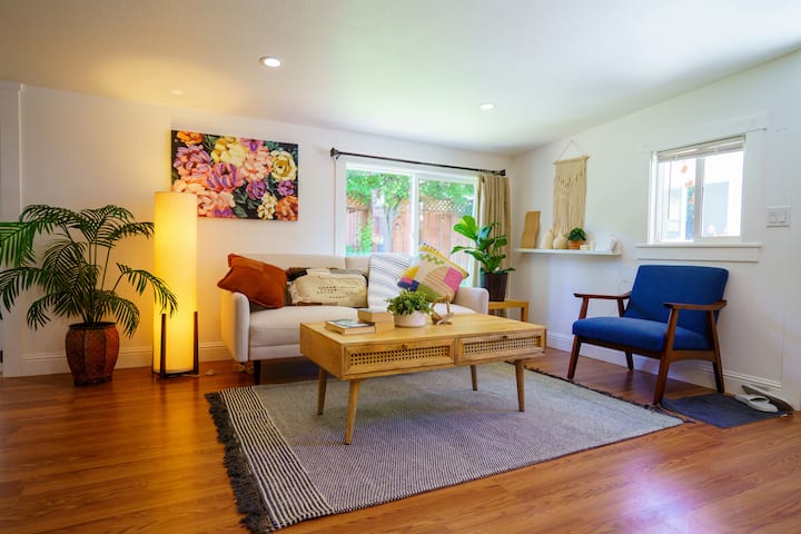 Cozy Retreat Home - Seven Trees - San Jose