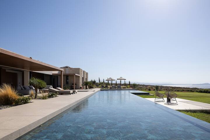 Single-Level Elegance: Enjoy Sea & Sunset Views gallery image 2