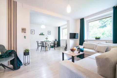 Apt | free parking | 300Mbit net| Netflix| firepit