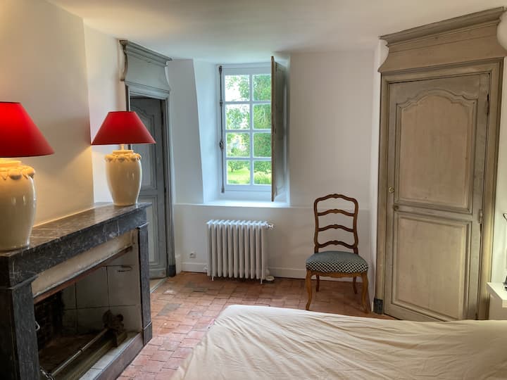 საძინებელი 1