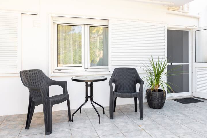 Πίσω αυλή εικόνα 5