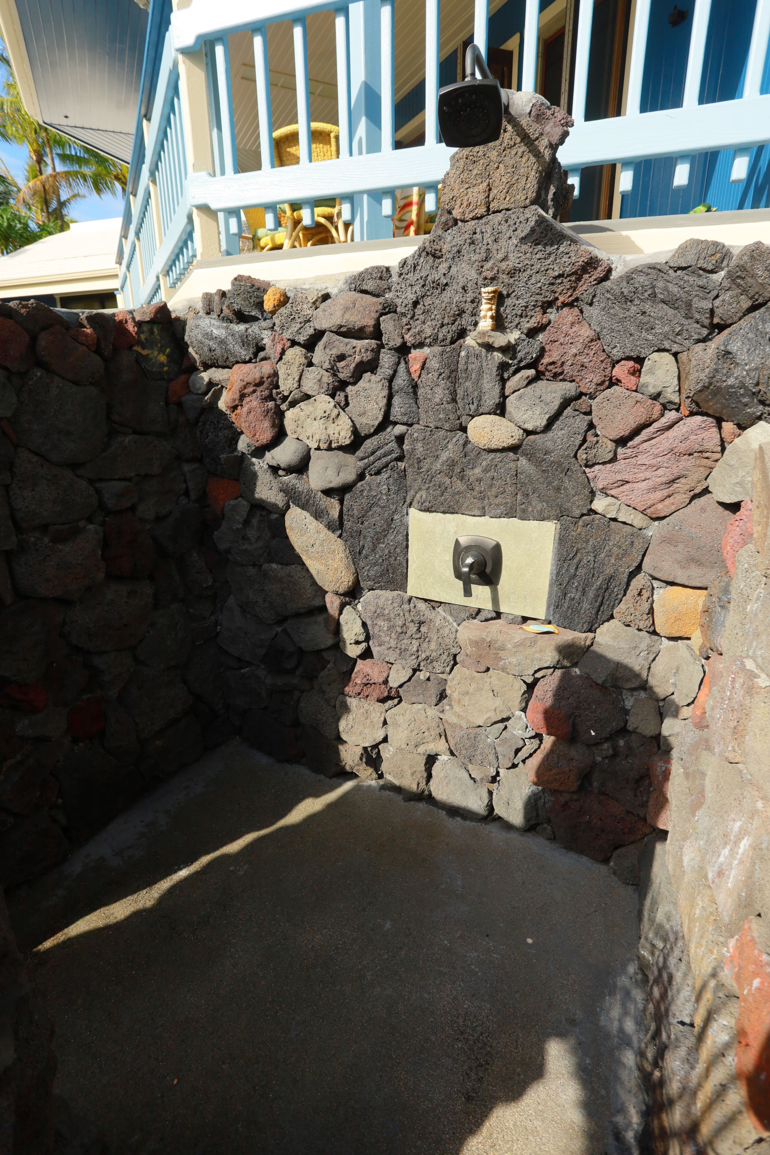 Oceanview Kehena Black Sand Beach House - spa/pool - Photo 57
