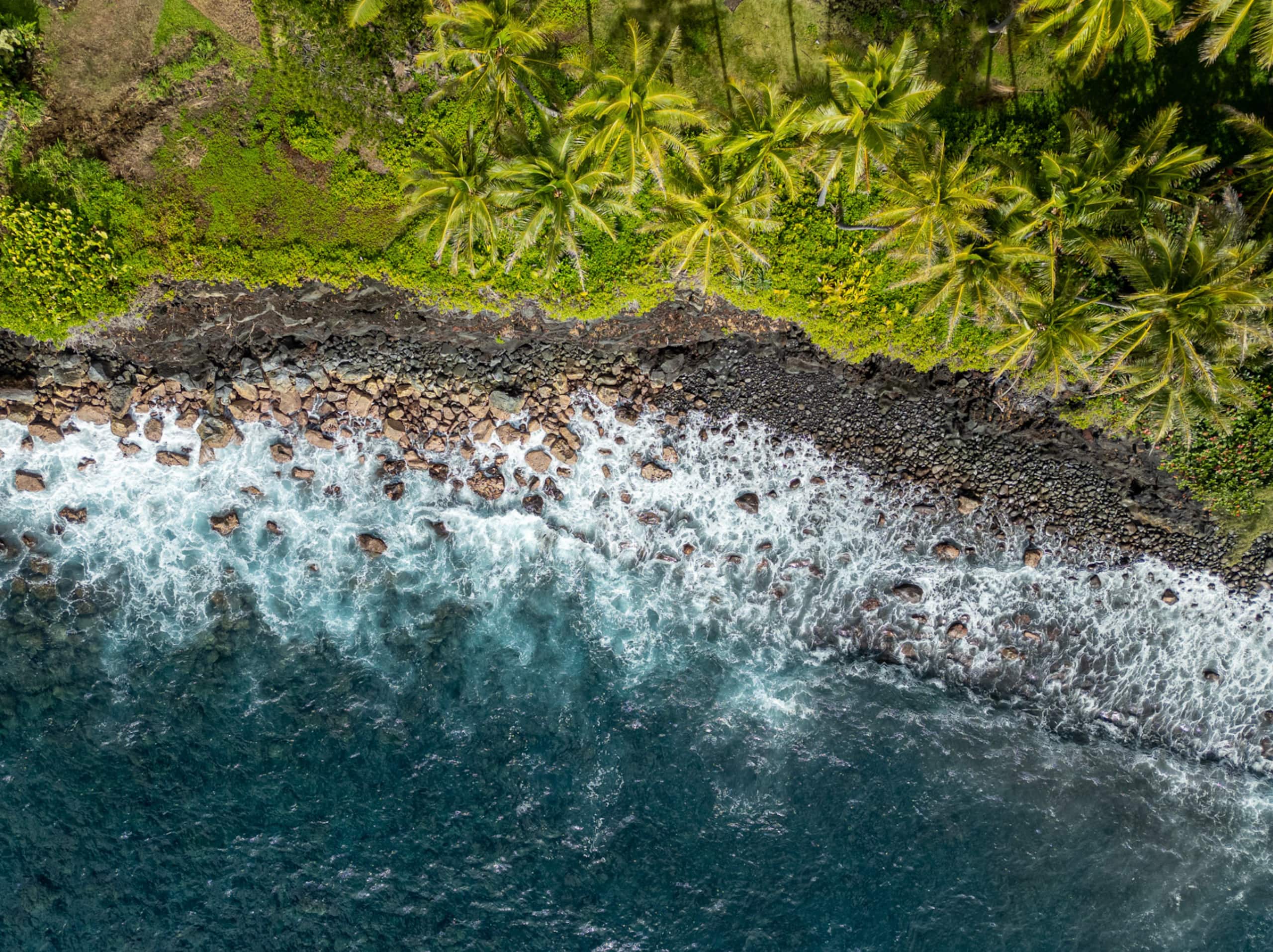 Oceanview Kehena Black Sand Beach House - spa/pool - Photo 44