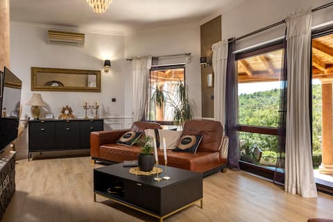 Top performing Airbnb: Villa Sibenik in Općina Bilice