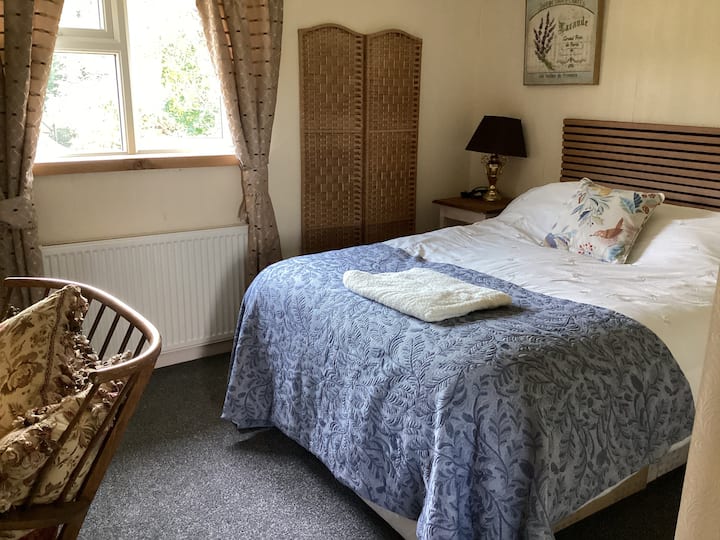 غرفة النوم 1