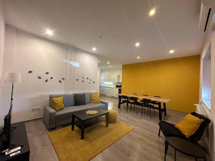 მისაღები ოთახი 1