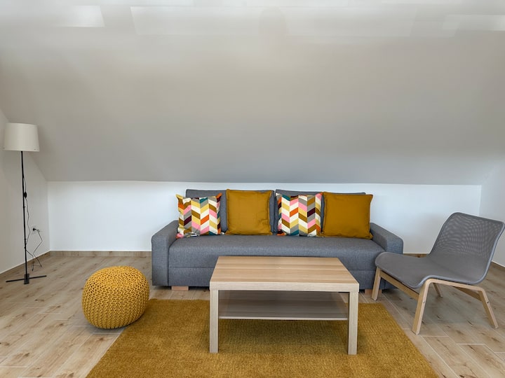 მისაღები ოთახი 2